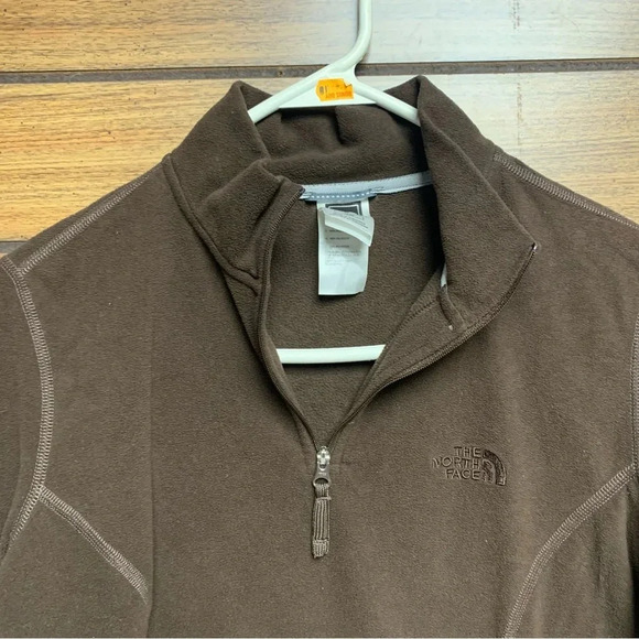 The North Face dark brown size medium pullover jacket 1/4 zip - Picture 2 of 8